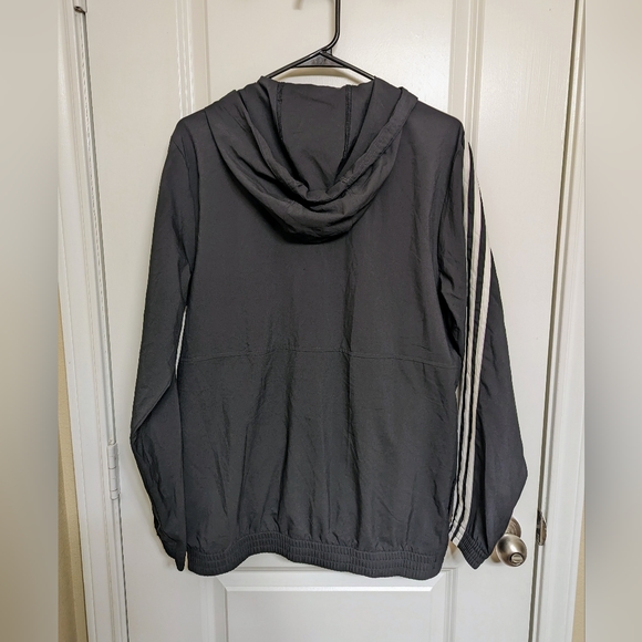 Lightweight Jacket - Picture 2 of 3